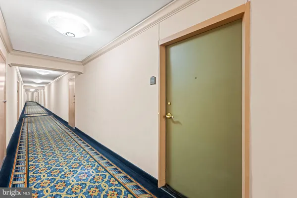 $384,900 | 301 North Beauregard Street, Unit 604, Alexandria, VA 22312