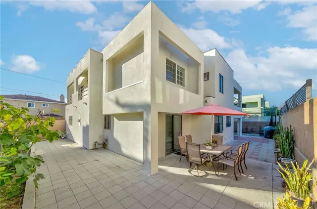$1,495,000 | 2032 231st Street, Torrance, CA 90501