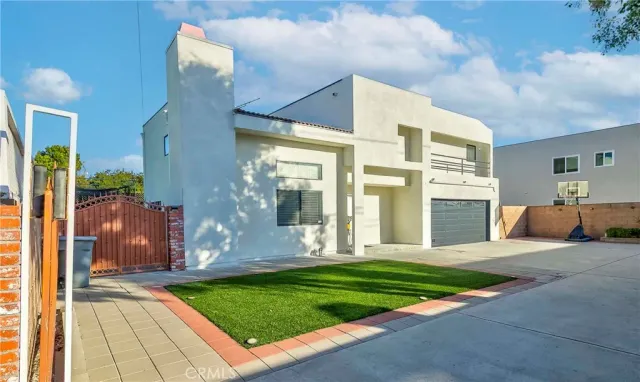 $1,495,000 | 2032 231st Street, Torrance, CA 90501