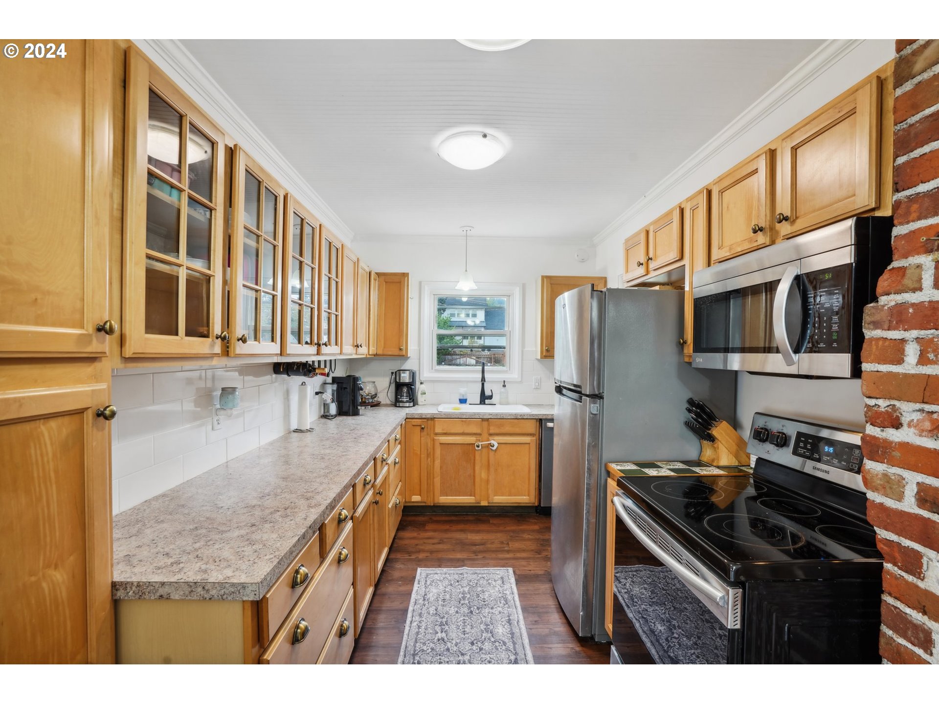 728 Northwest 4th Avenue Camas, WA 98607 - Photo 11 of 25