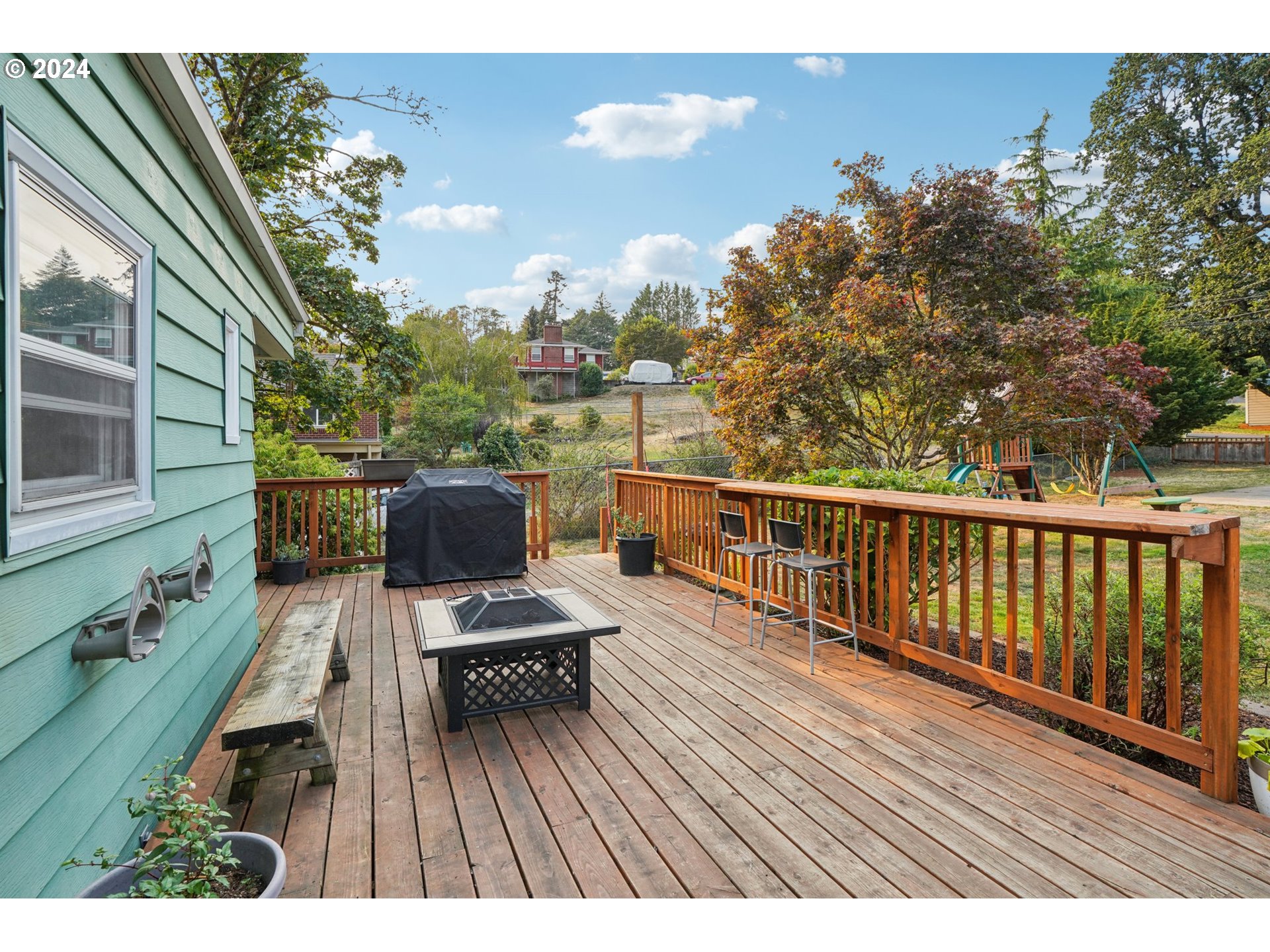 728 Northwest 4th Avenue Camas, WA 98607 - Photo 5 of 25