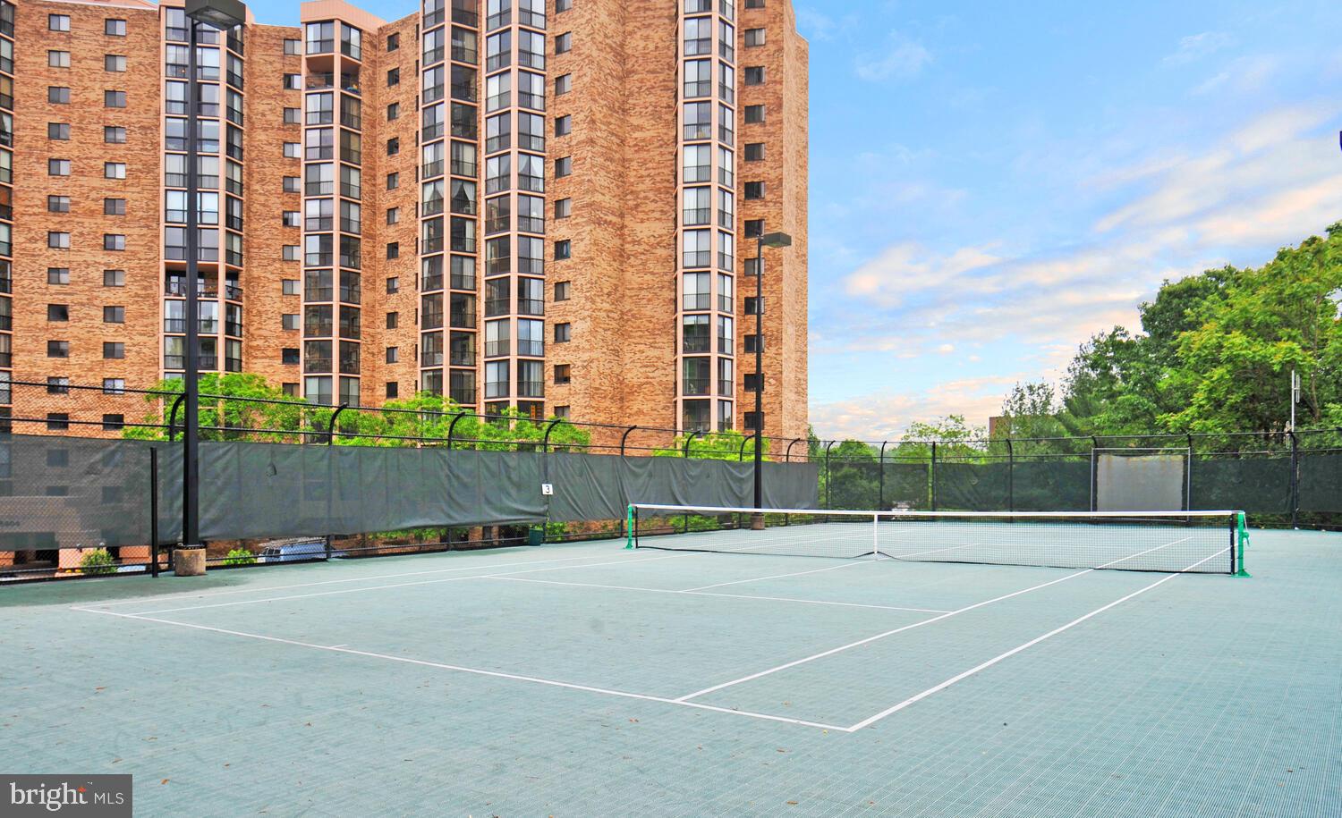 5904 Mt Eagle Drive, Unit 903 Alexandria, VA 22303 - Photo 39 of 45 Tennis Courts