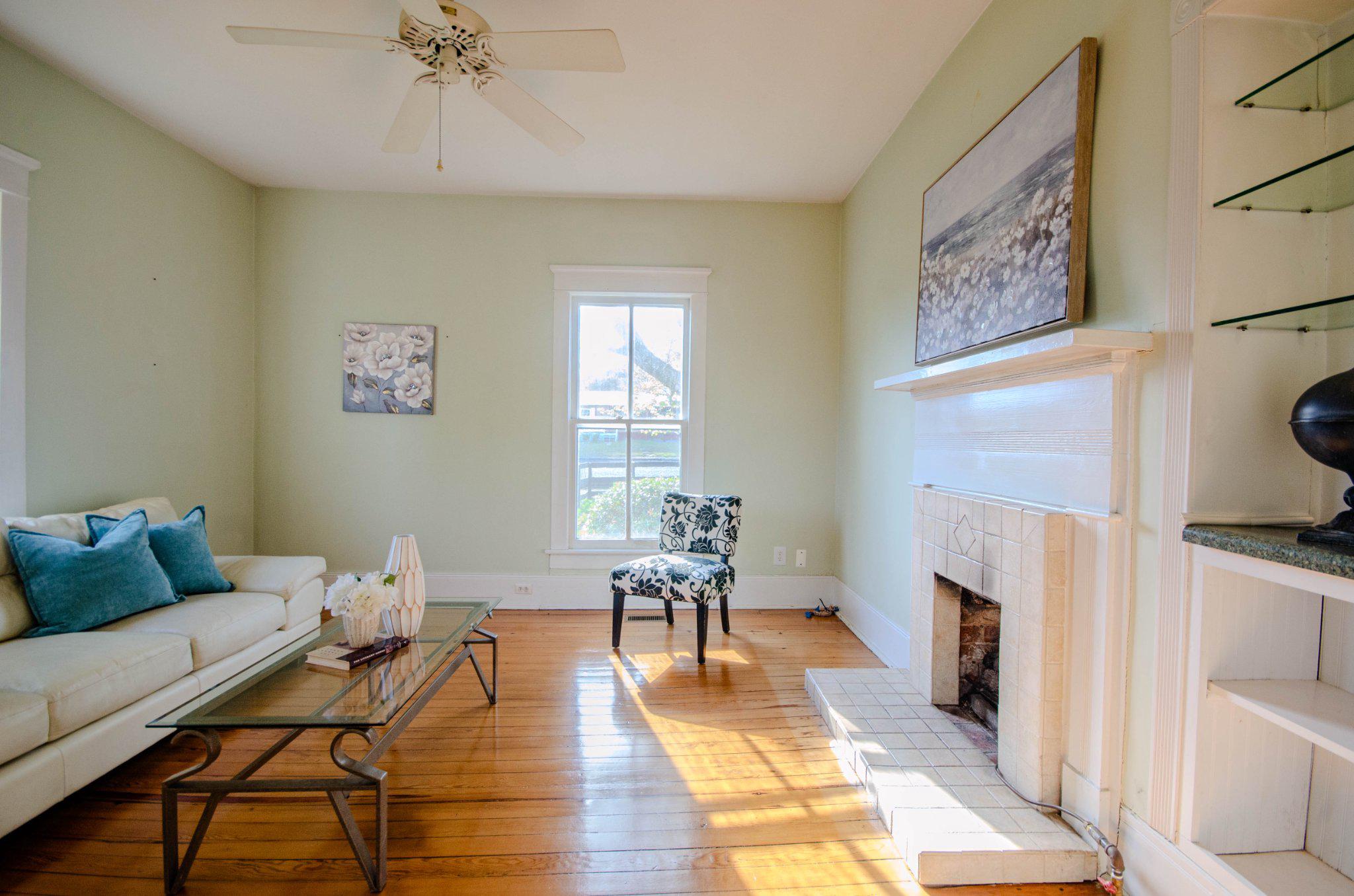 575 Perkins Road Kents Store, VA 23084 - Photo 20 of 95 Family room view to the left as you enter