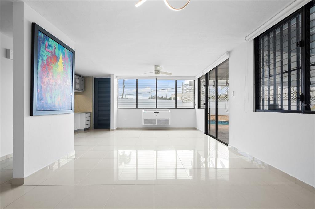 D D Condor Guaynabo, PR 00969 - Photo 5 of 16