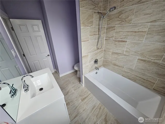 $369,950 | 719 South Sprague Avenue, Tacoma, WA 98405