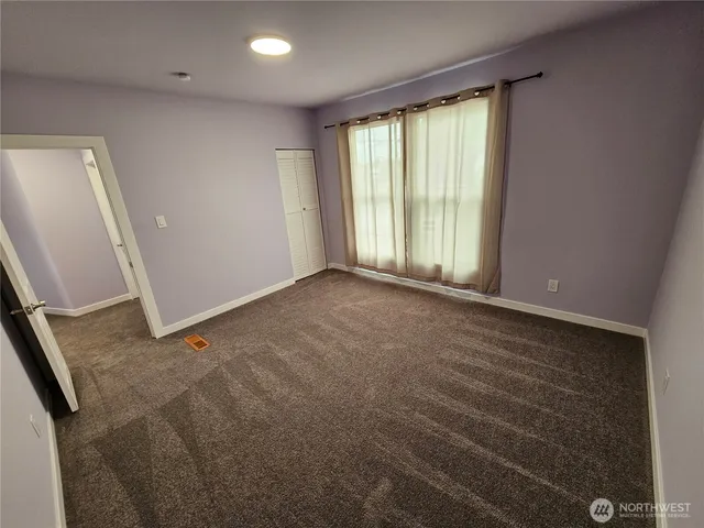 $369,950 | 719 South Sprague Avenue, Tacoma, WA 98405