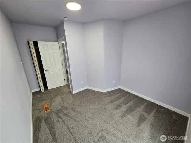 $369,950 | 719 South Sprague Avenue, Tacoma, WA 98405