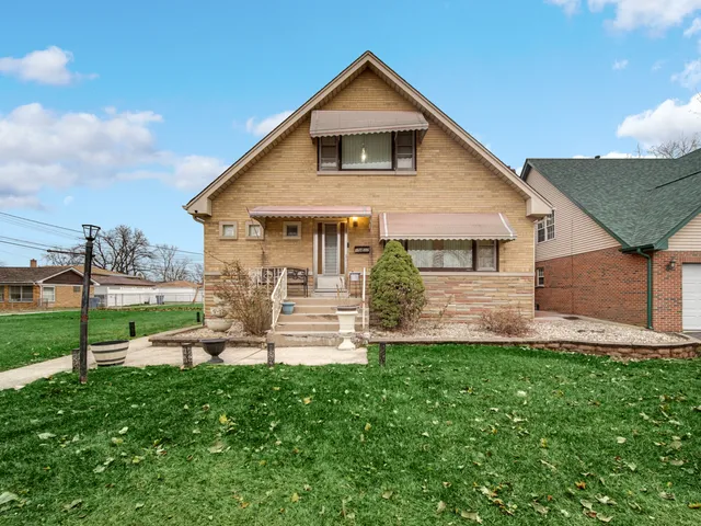 $285,000 | 15817 Union Avenue, Harvey, IL 60426