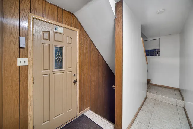 $285,000 | 15817 Union Avenue, Harvey, IL 60426