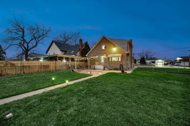 $285,000 | 15817 Union Avenue, Harvey, IL 60426