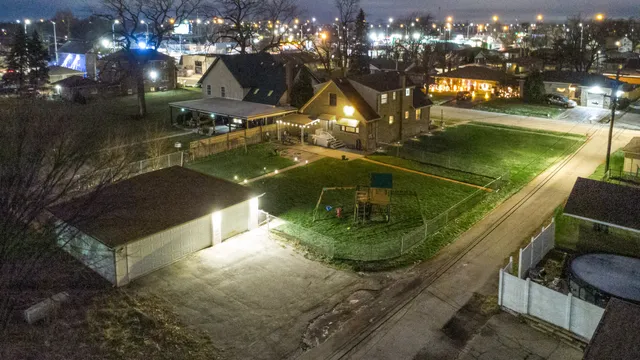 $285,000 | 15817 Union Avenue, Harvey, IL 60426