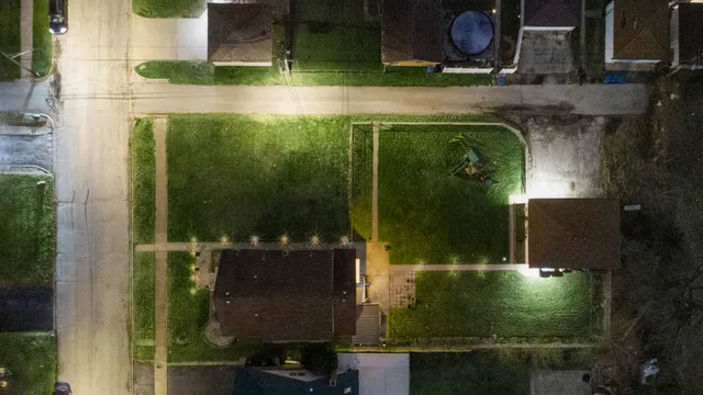 $285,000 | 15817 Union Avenue, Harvey, IL 60426