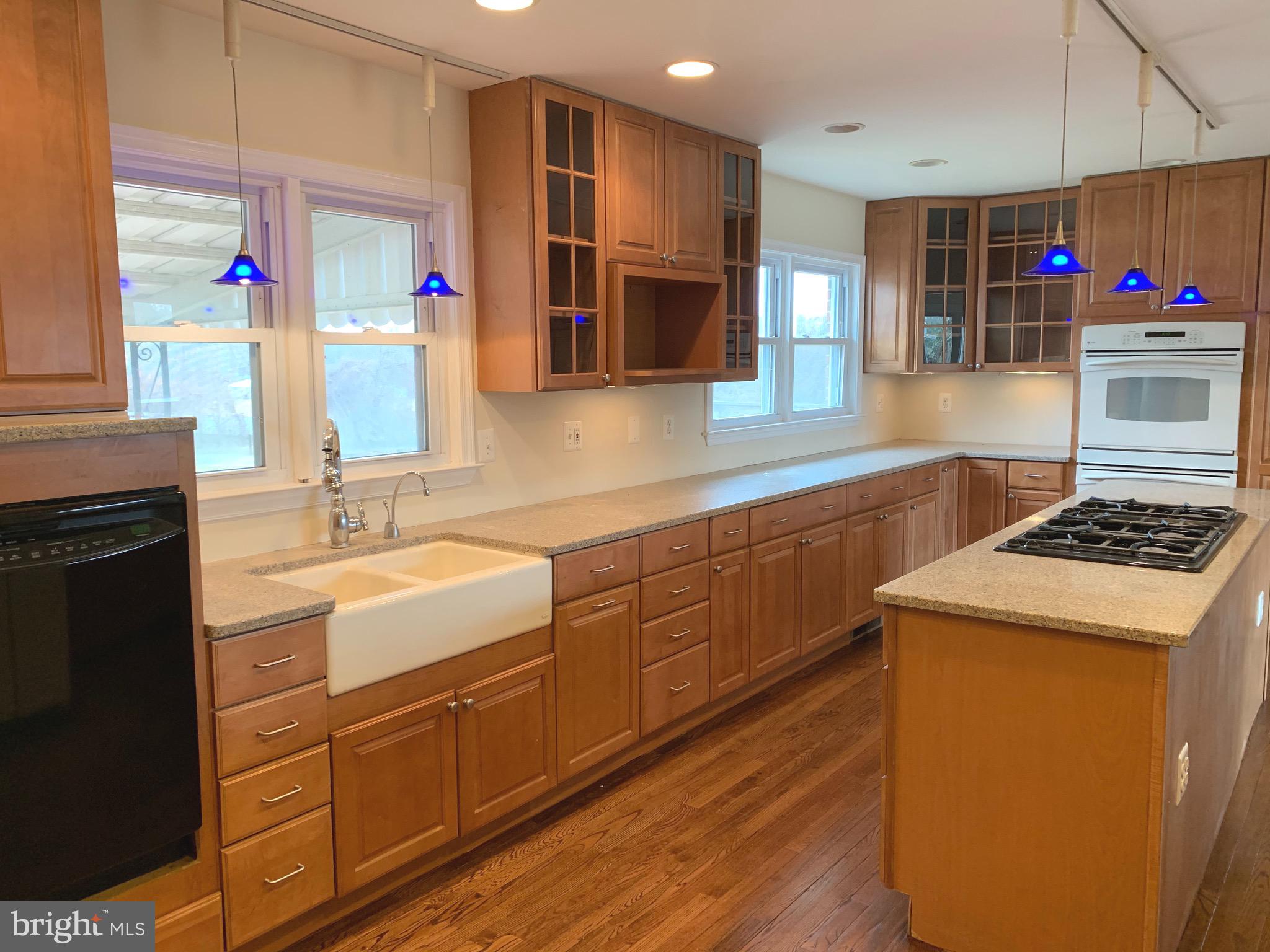3791 Solomons Island Road Harwood, MD 20776 - Photo 2 of 31 Gallery Image 2