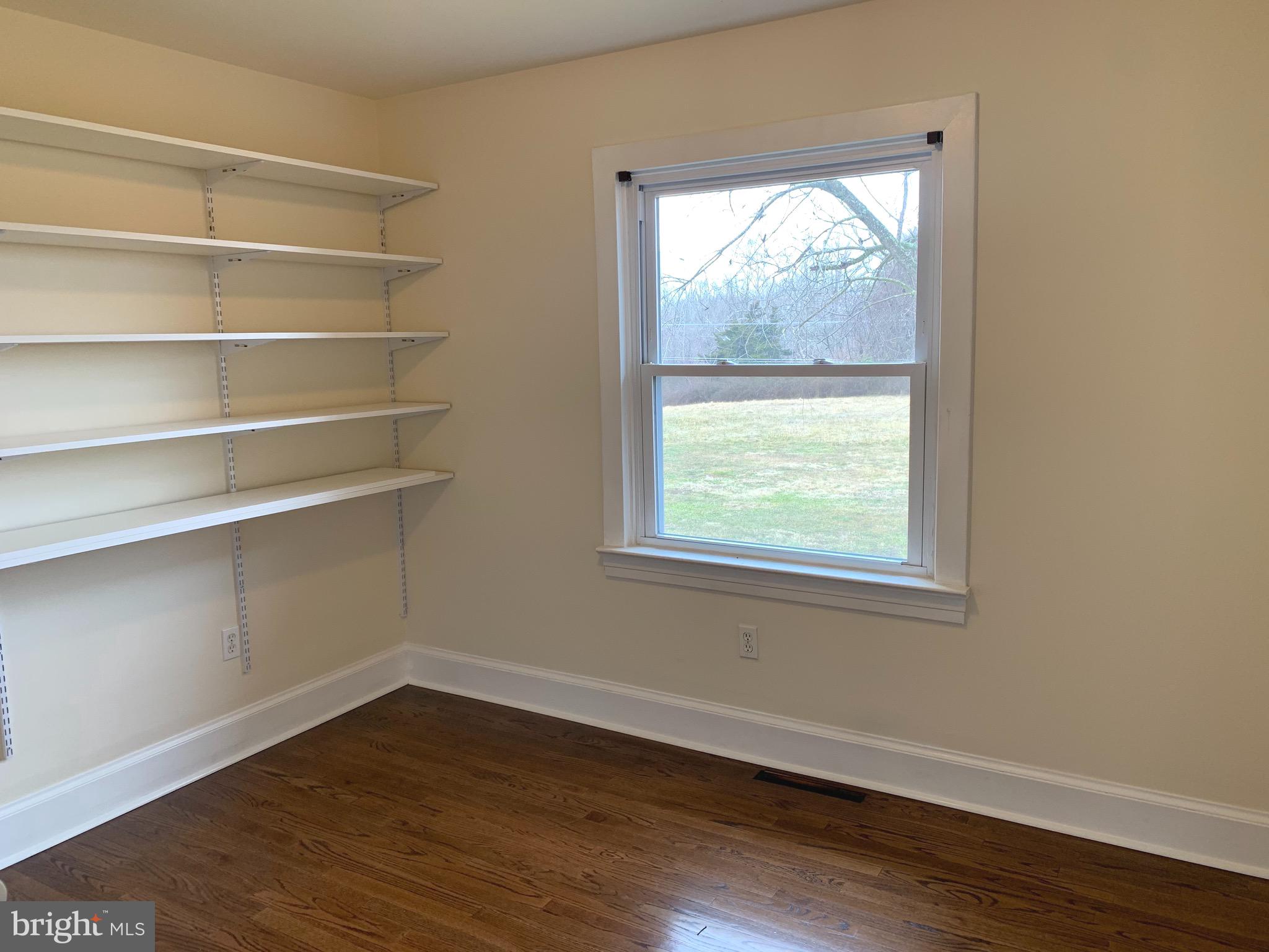 3791 Solomons Island Road Harwood, MD 20776 - Photo 17 of 31 Gallery Image 17