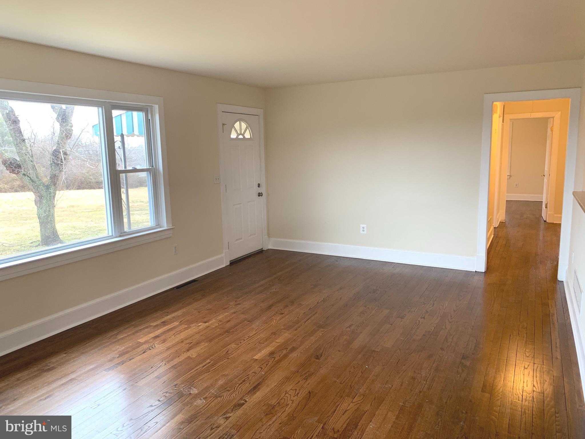 3791 Solomons Island Road Harwood, MD 20776 - Photo 6 of 31 Gallery Image 6
