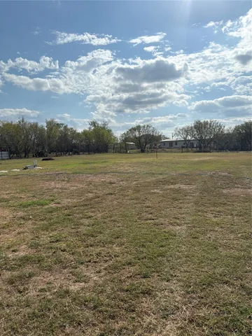 $2,300 | 141 Everest Cove, Dale, TX 78616