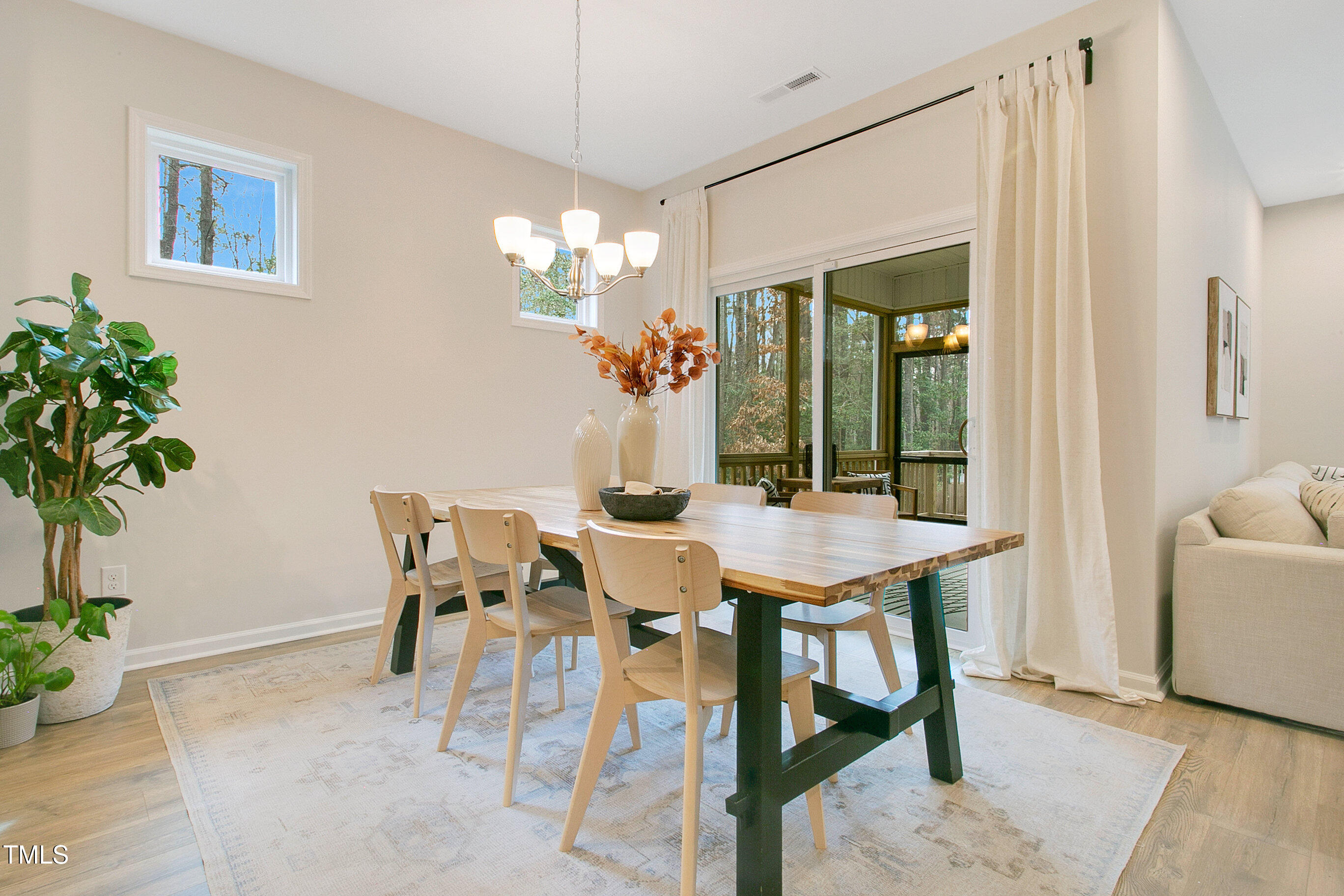 121 Sacred Fire Road Louisburg, NC 27549 - Photo 5 of 33 Dining