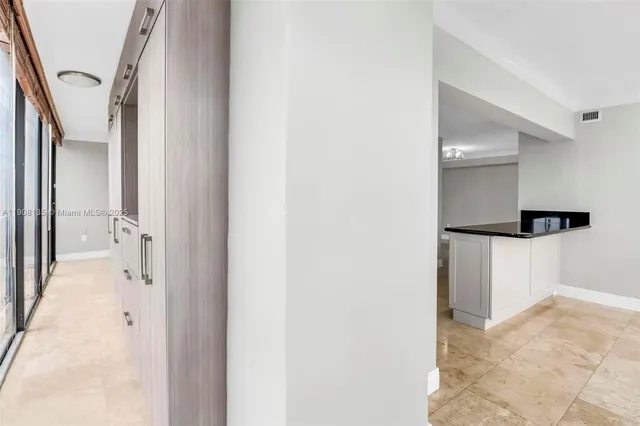 a bathroom with a toilet and a bathtub