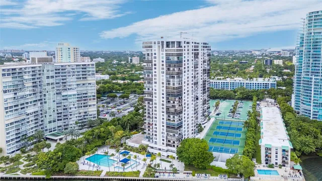 $4,750 | 2333 Brickell Avenue, Unit 517, Miami, FL 33129