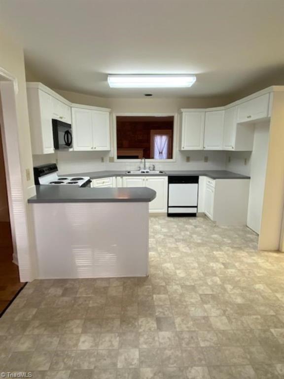 930 North Old 52 Road King, NC 27021 - Photo 13 of 30