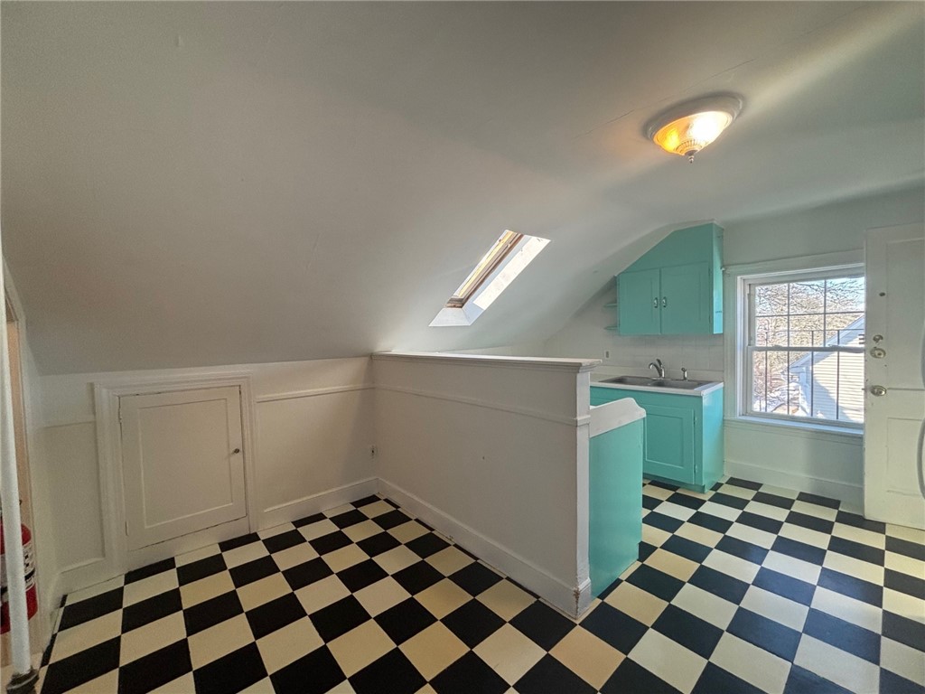 712 Hope Street, Unit 3 Bristol, RI 02809 - Photo 7 of 20