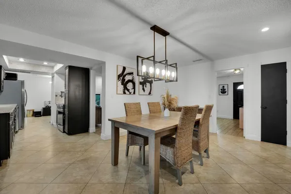 $625,000 | 7601 Northwest 41st Street, Coral Springs, FL 33065