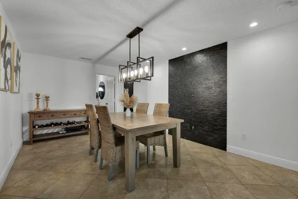 $625,000 | 7601 Northwest 41st Street, Coral Springs, FL 33065