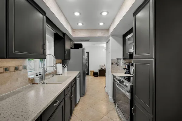 $625,000 | 7601 Northwest 41st Street, Coral Springs, FL 33065