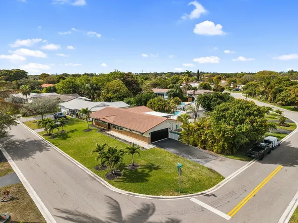 $625,000 | 7601 Northwest 41st Street, Coral Springs, FL 33065