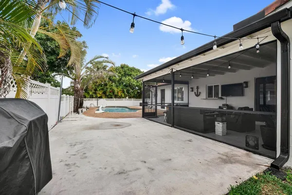 $625,000 | 7601 Northwest 41st Street, Coral Springs, FL 33065