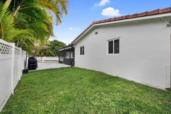 $625,000 | 7601 Northwest 41st Street, Coral Springs, FL 33065