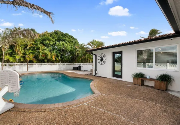 $625,000 | 7601 Northwest 41st Street, Coral Springs, FL 33065