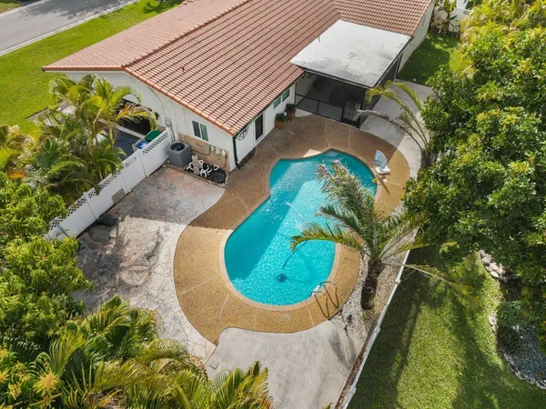 $625,000 | 7601 Northwest 41st Street, Coral Springs, FL 33065