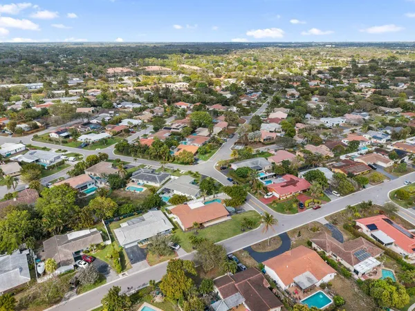 $625,000 | 7601 Northwest 41st Street, Coral Springs, FL 33065