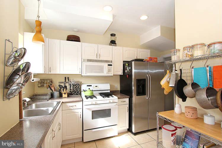 514 Columbia Road Northwest Washington, DC 20001 - Photo 12 of 27 Kitchen