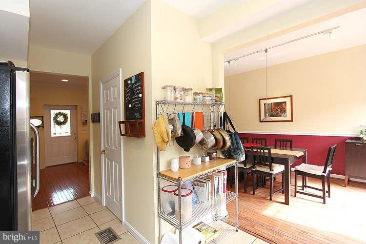 514 Columbia Road Northwest Washington, DC 20001 - Photo 14 of 27 Kitchen