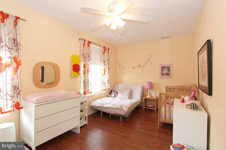 514 Columbia Road Northwest Washington, DC 20001 - Photo 16 of 27 Bedroom