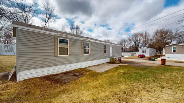 $69,900 | 2310 Ethel Avenue, Albert Lea, MN 56007