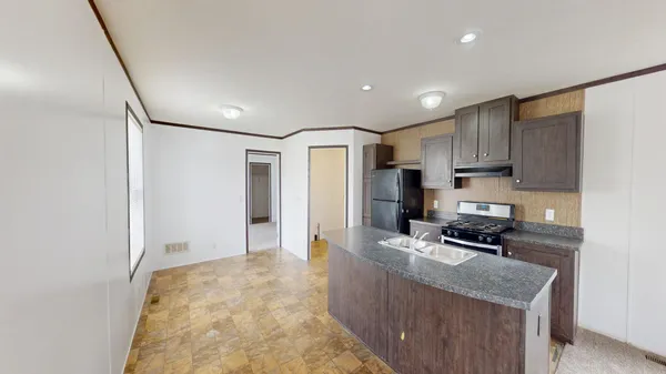 $69,900 | 2310 Ethel Avenue, Albert Lea, MN 56007