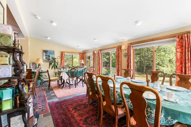 $3,000,000 | 32 Maple Street, Andover, NH 03216