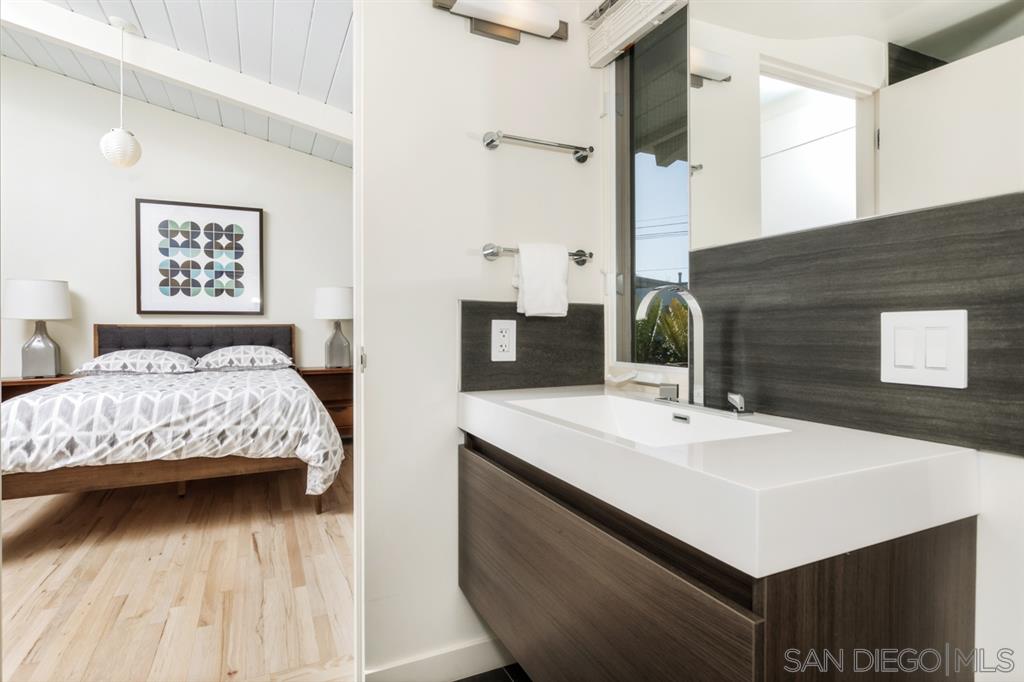 2655 Ellentown Road La Jolla, CA 92037 - Photo 20 of 25