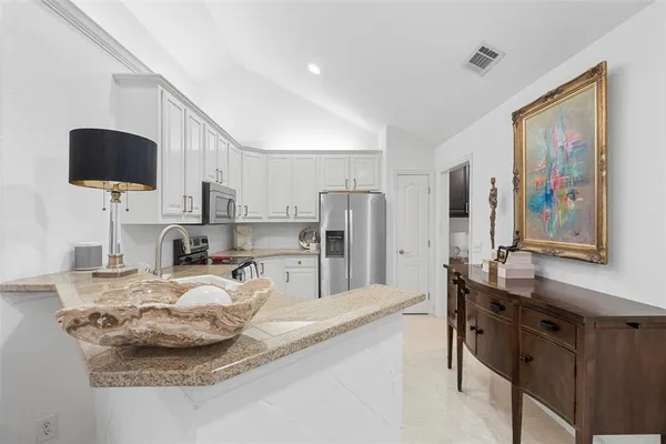 $3,000 | 3100 Camellia Rose Drive, Unit 110, Fort Worth, TX 76116