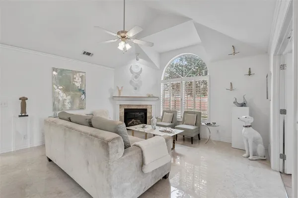 $3,000 | 3100 Camellia Rose Drive, Unit 110, Fort Worth, TX 76116