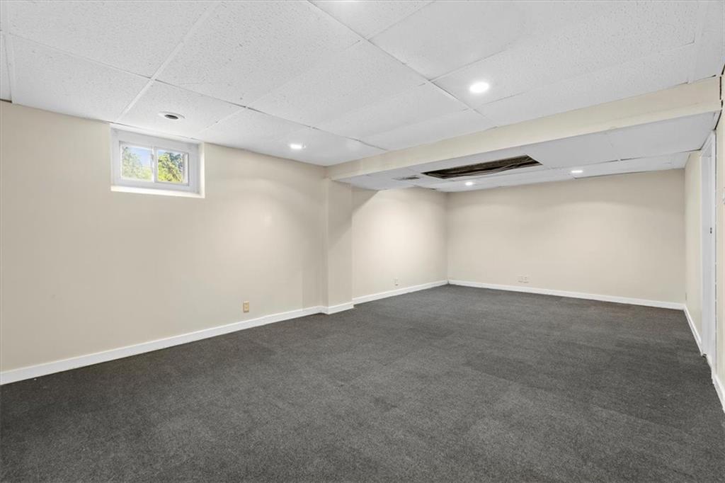 718 Bittersweet Road Monroeville, PA 15146 - Photo 24 of 44 Gallery Image 24