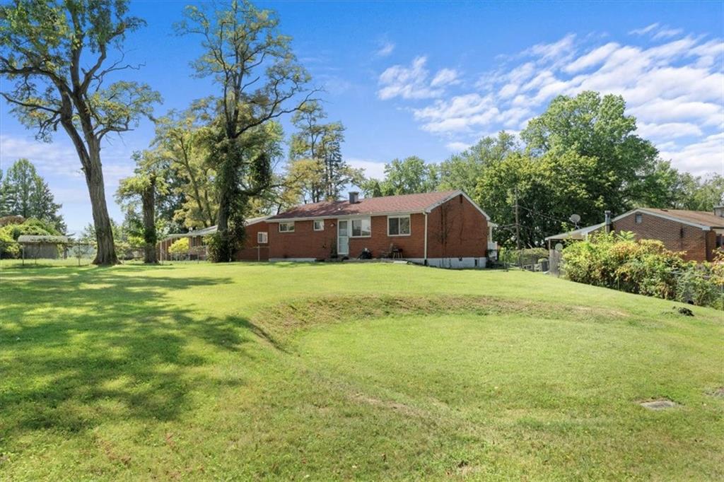 718 Bittersweet Road Monroeville, PA 15146 - Photo 32 of 44 Gallery Image 32