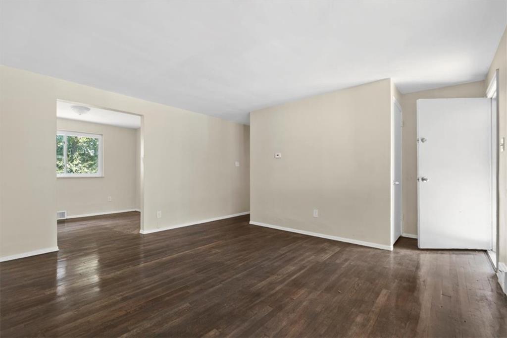 718 Bittersweet Road Monroeville, PA 15146 - Photo 6 of 44 Gallery Image 6