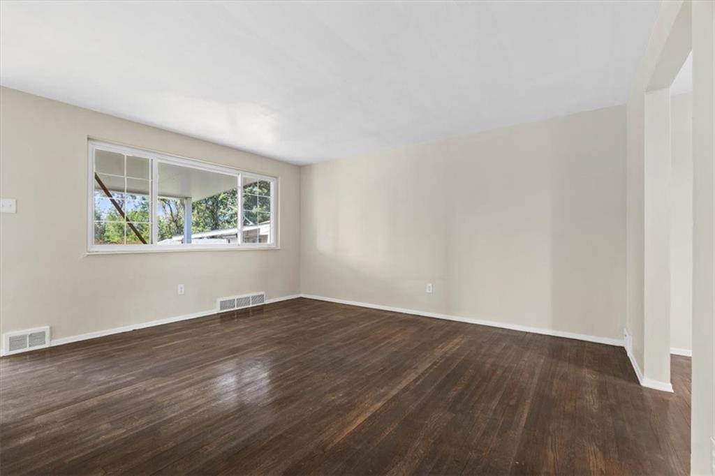718 Bittersweet Road Monroeville, PA 15146 - Photo 7 of 44 Gallery Image 7