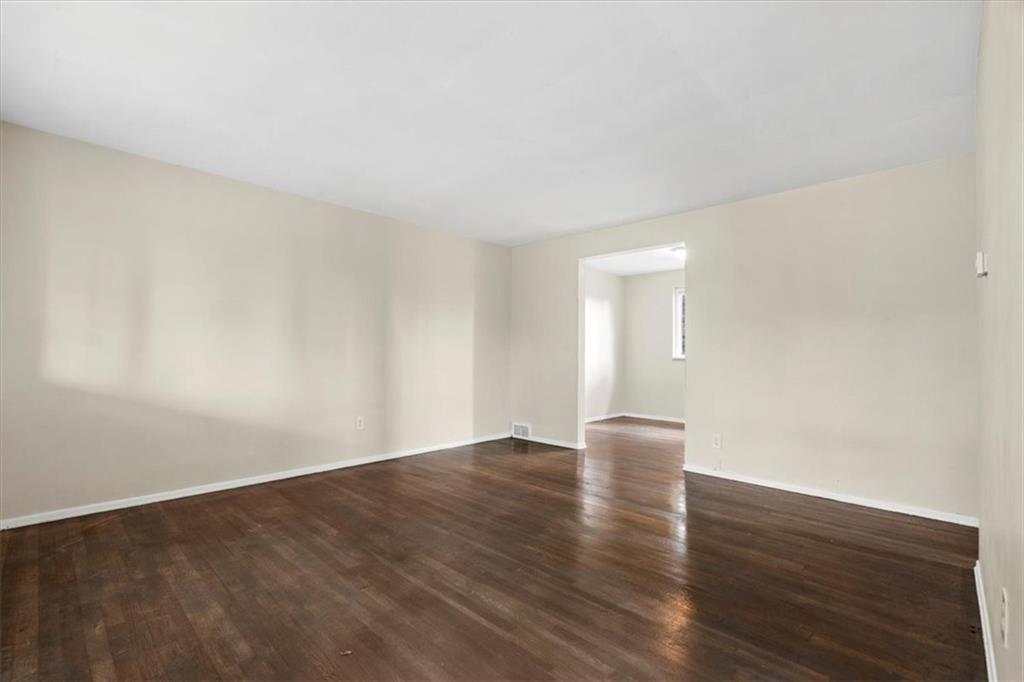 718 Bittersweet Road Monroeville, PA 15146 - Photo 8 of 44 Gallery Image 8