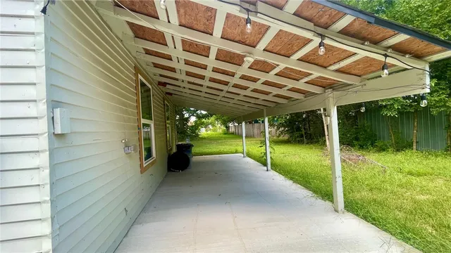 $197,000 | 504 Pine Street, Calvert, TX 77837