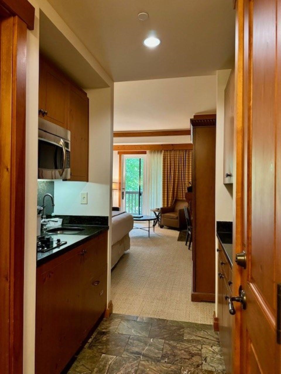 7412 Mountain Road, Unit 1208 Stowe, VT 05672 - Photo 4 of 12